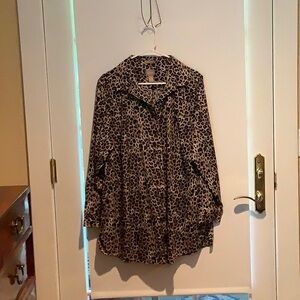 Leopard patterned top